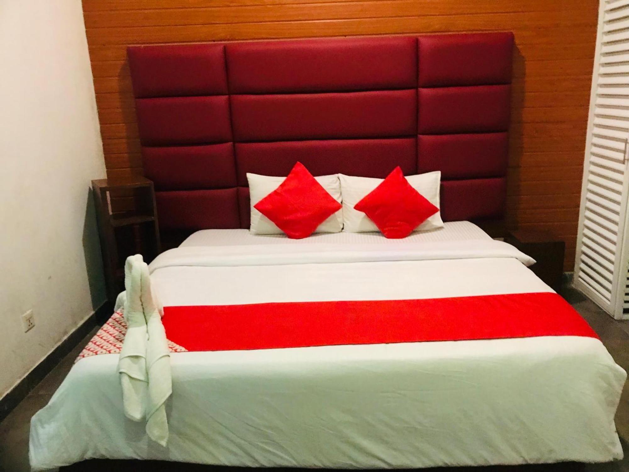 Airport Transit Kings Hotel Katunayaka Екстериор снимка