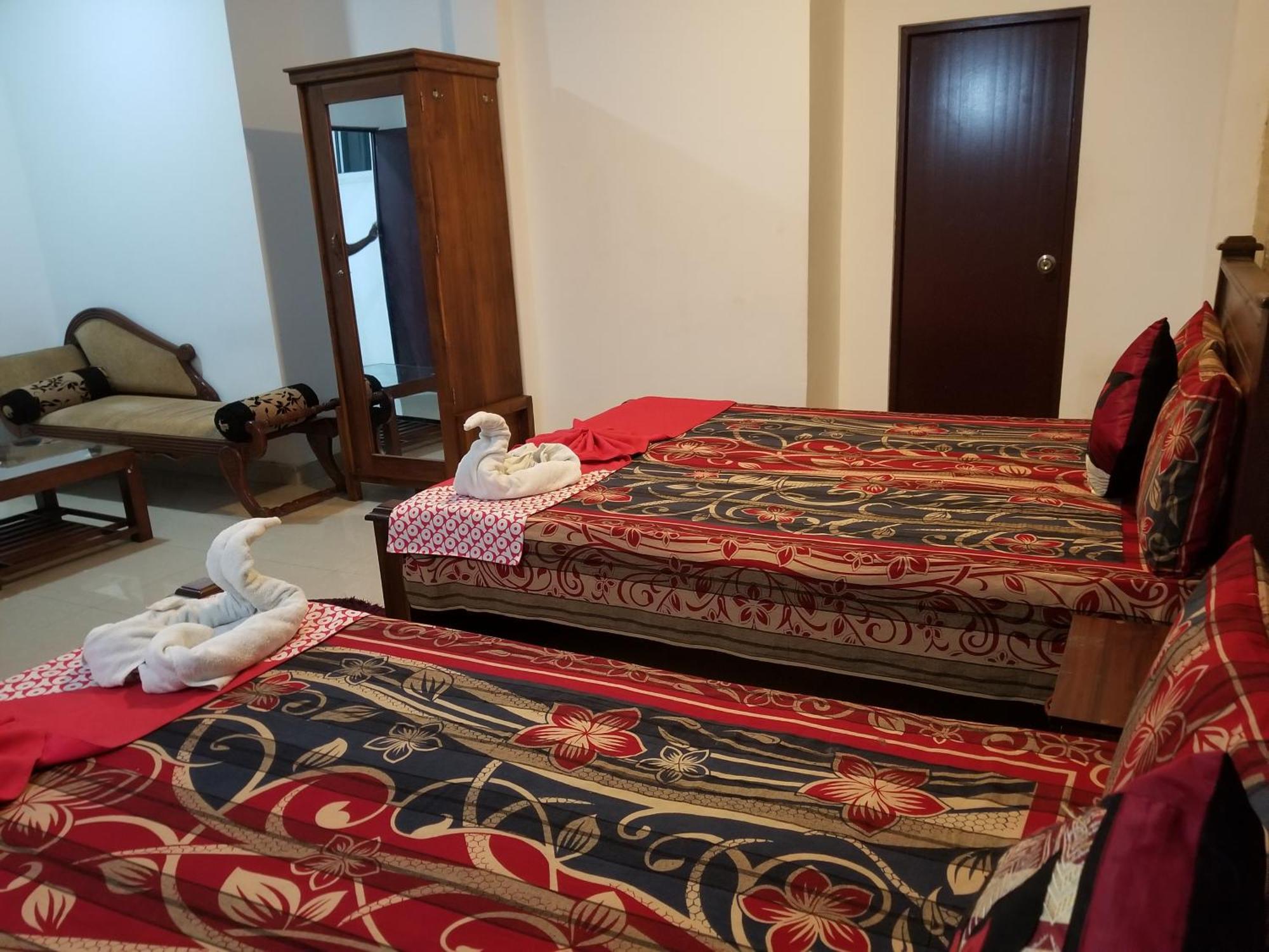 Airport Transit Kings Hotel Katunayaka Екстериор снимка