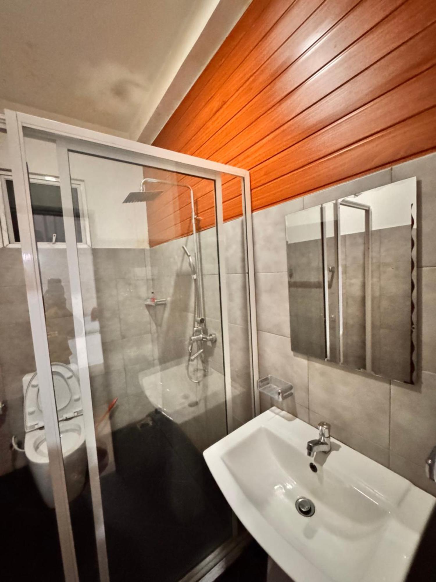 Airport Transit Kings Hotel Katunayaka Екстериор снимка